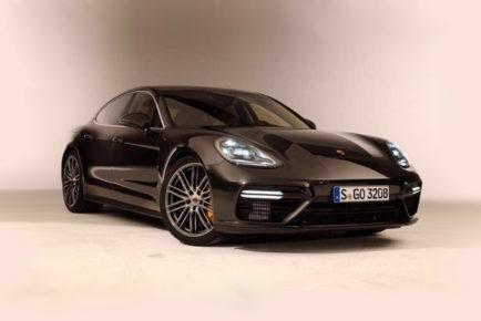 Porsche-Panamera-1