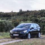 Opel Astra Sports Tourer (19)