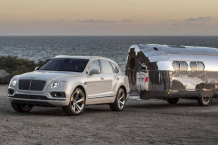 bentayga-camping_1200