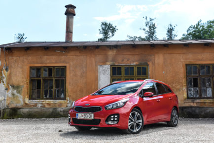 Kia Cee'd SW 1.6 CRDi GT-Line Navi_3