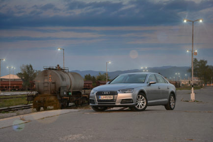 AUDI A4 01