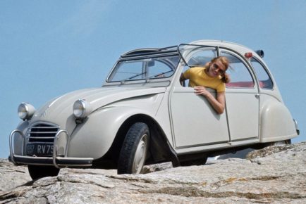 1966_Citroen_2CV_AZAM