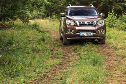 Nissa_Navara_23_dCi_Tecna_Prem_001