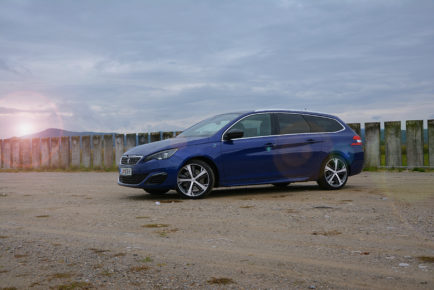 PEUGEOT 308 SW GT 01