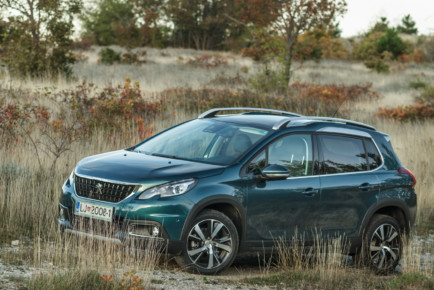 Peugeot_2008_16_BlueHDi_Allure_001