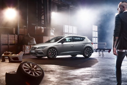 2017-seat-leon-cupra-300-1