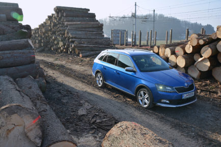 ŠKODA FABIA SCOUTLINE 01