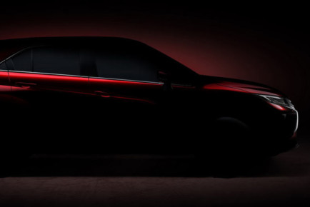 2018-mitsubishi-compact-suv-0