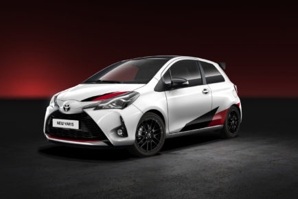 New_Yaris_front_Final