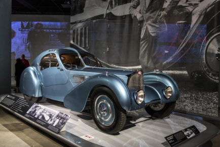 petersen-museum-los-angeles_28-1600x1068