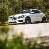 Mercedes-Benz GLA prenova White art edition 5