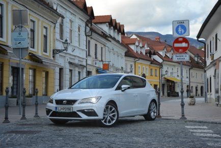 SEAT LEON 01