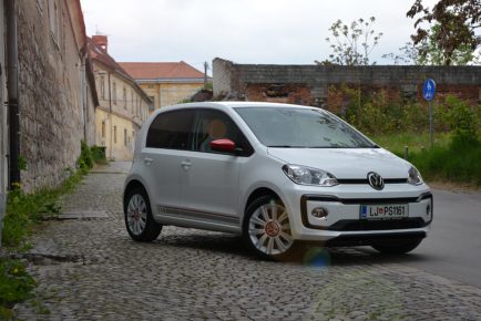 VW UP 01