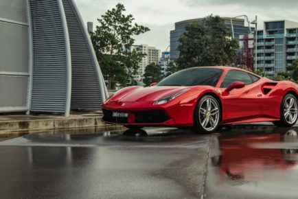 2017-ferrari-488-gtb (1)