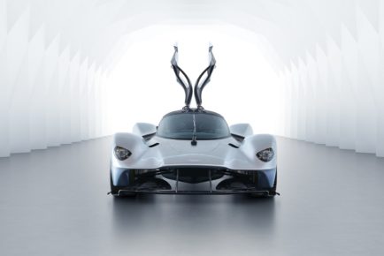 Aston-Martin-Valkyrie-2