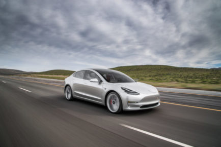 2017-tesla-model-3-front-three-quarter-in-motion-02-720x480