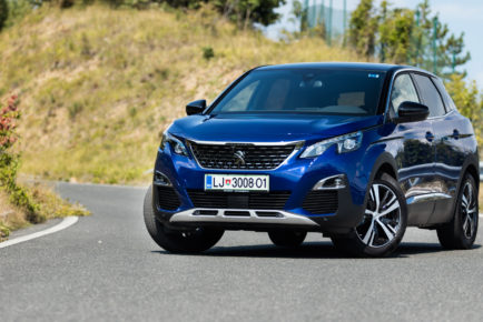 Peugeot_3008_15HDi130_EAT8_GTLine_001