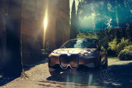 5e6c3a4a-bmw-vision-inext-026