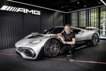 Name für exklusives Serienfahrzeug steht fest: Das Hypercar heißt Mercedes-AMG ONEName chosen for exclusive production vehicle: Hypercar to be called Mercedes-AMG ONE