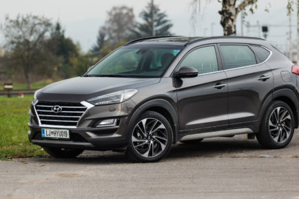 Hyundai_Tucson_20_CRDi_AT8_4WD_001