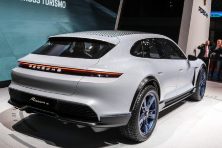 porsche-mission-e-5-1600x1067