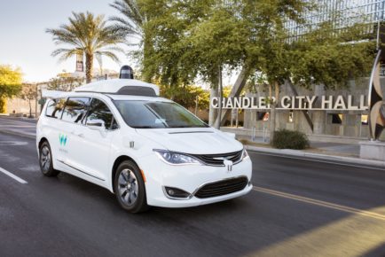 waymo_minivan_7