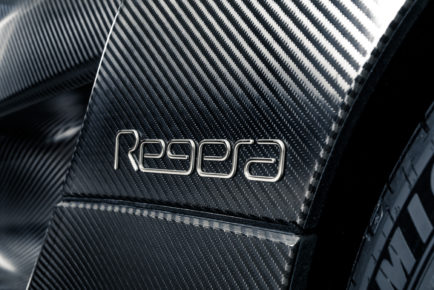 Koenigsegg_Regera_NakedCarbon_2