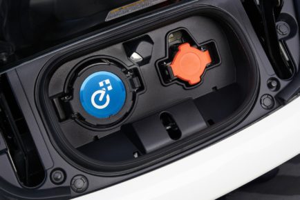 0c339453-nissan-leaf-e-2