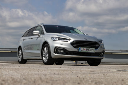 Ford Mondeo (7)