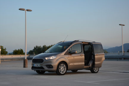 FORD TOURNEO COURIER 03 (3)