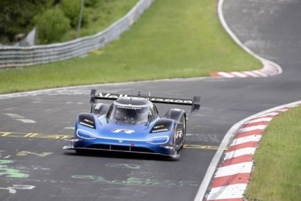 vw-id_r-nürburgring-lap-record-4