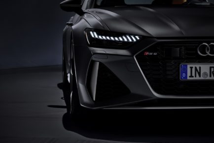 2020-audi-rs-6-avant-12