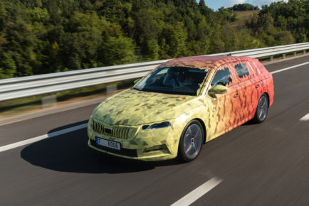 191029_SKODA_OCTAVIA_Covered_Drive-1