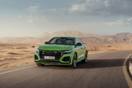 Audi-RS-Q8-10