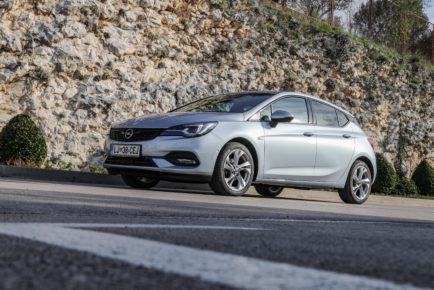 Opel Astra 2019 (0)
