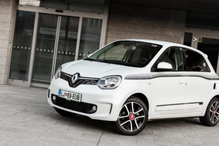 Renault_Twingo_TCe_95_EDC_Intens_001