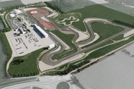 Porsche-Experience-Center-2