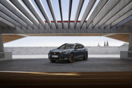 Covers-come-off-the-CUPRA-Formentor_13_HQ