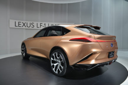 lexus-lf-1-limitless-2018-detroit-auto-show_100640252_h