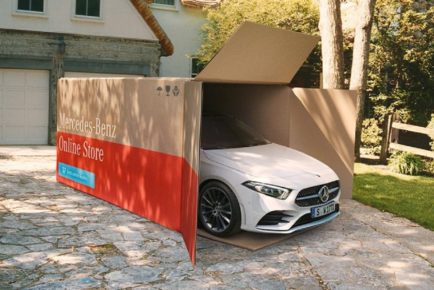 Mercedes-Benz_home_delivery