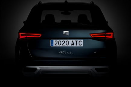 2021-seat-ateca-teaser