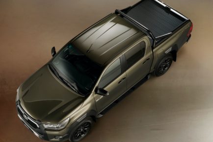 2021-Toyota-Hilux-Invincible-Euro-spec-33