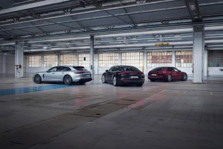 2021-Porsche-Panamera-8