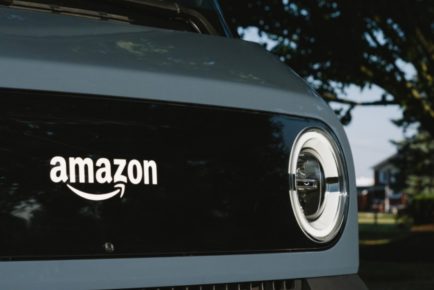Amazon-electric-delivery-van-5