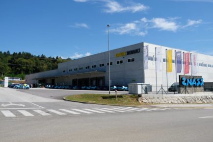 Renault Nissan centralno skladišče nadomestnih delov (12)