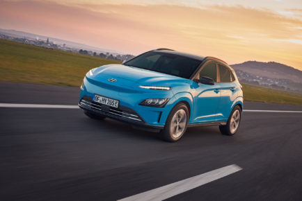 2021-Hyundai-Kona-Electric-1