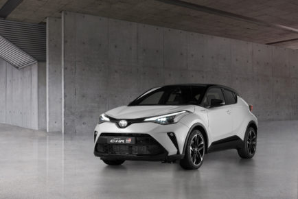 Toyota_C-HR_GR_Sport_2