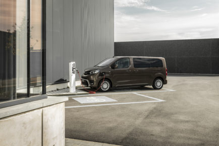 Toyota_Proace_Verso_Electric_21