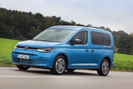 Volkswagen_new_Caddy_10