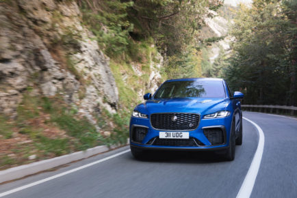 Jaguar-F-Pace-SVR-2